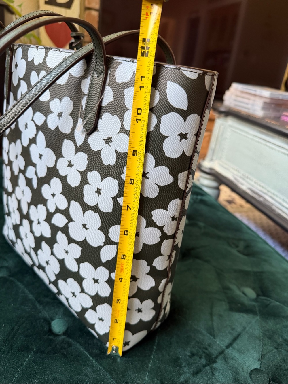 Kate Spade New York Brynn Olive and White Floral Bow Tote - Picture 10 of 12